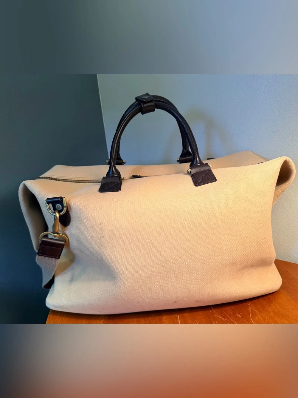 Tommy Bahama Paradise Weekender Duffle Canvas Bag w/ Leather Trim ✈️